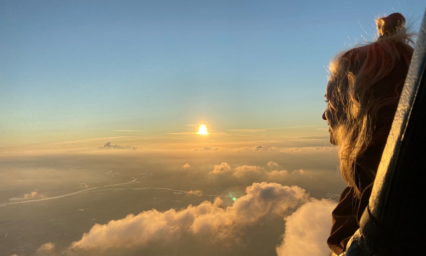 Image 1: Grote hoogte: ballonvaart vanaf Breda, Den Bosch, Eindhoven of Tilburg