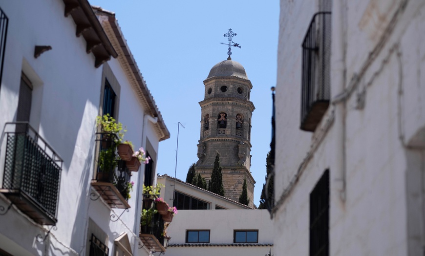 Image 9: Baeza 4*: 1, 2 o 3 noches con desayuno y entradas al Museo del Olivo