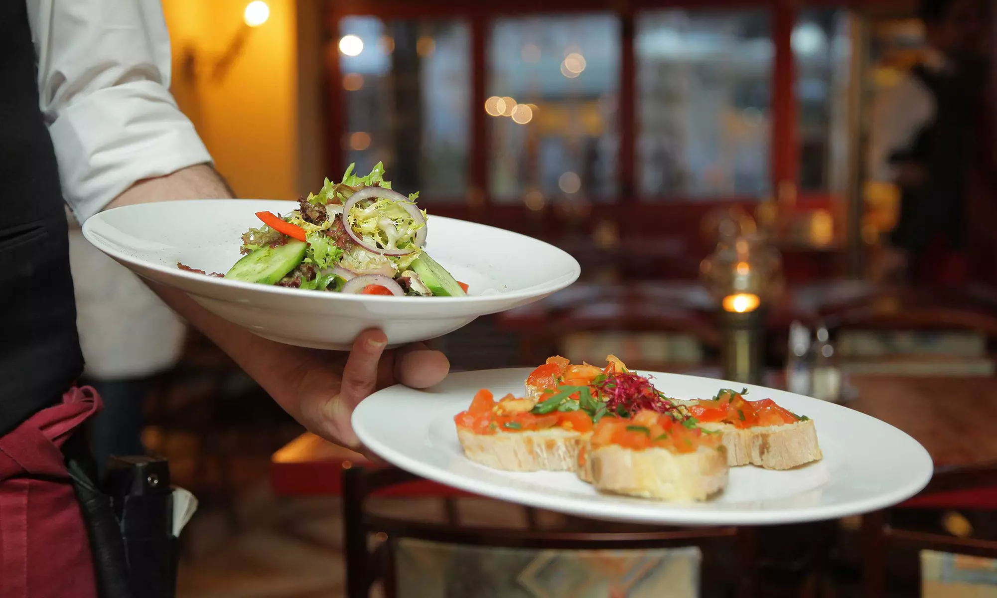 2 Course Italian Meal with Wine or Beer or Soft Drink for 2, 3 or 4