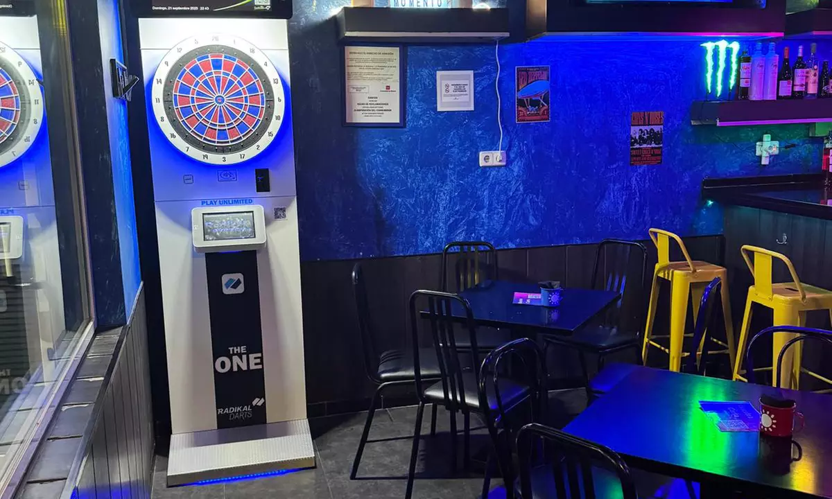 Copa o cóctel a elegir y ración de nachos para 2 o 4 personas