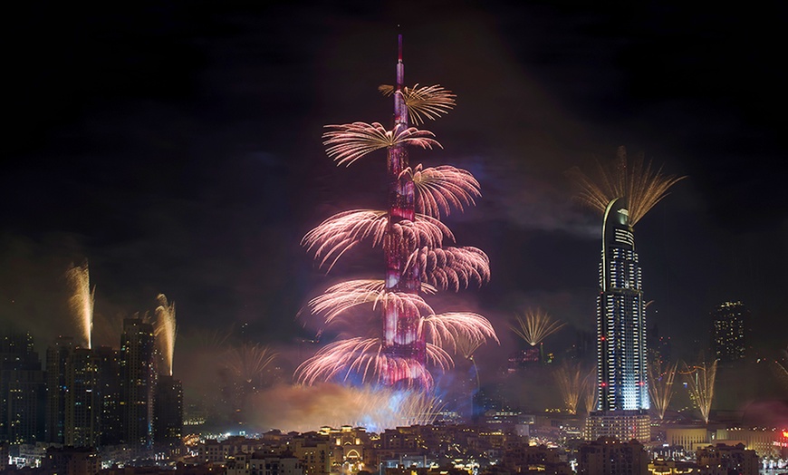 Image 3: 5* Celebrate New Year with Dinner and Live Music at Burj Khalifa