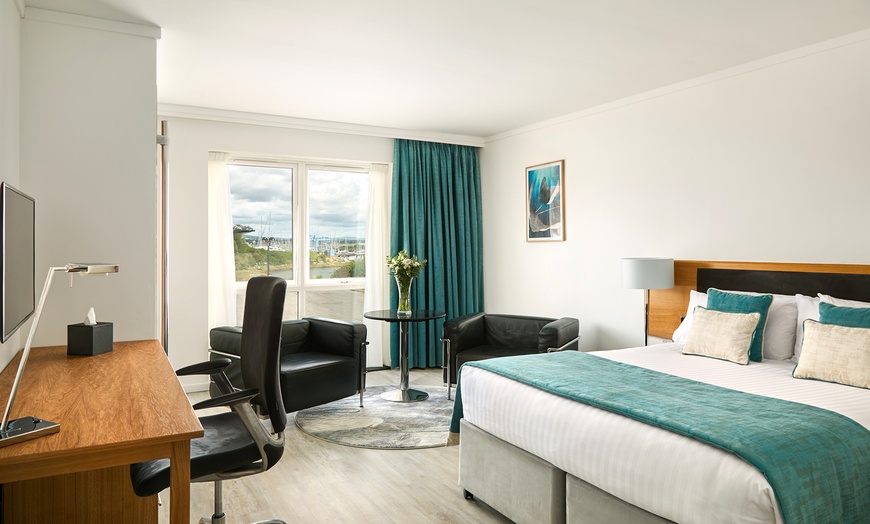 Image 12: Portsmouth: Classic or Superior Double Room for Two with Breakfast
