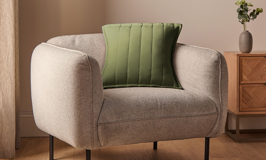 Image 8: Silentnight Supersoft Quilted Bedspread or Cushions