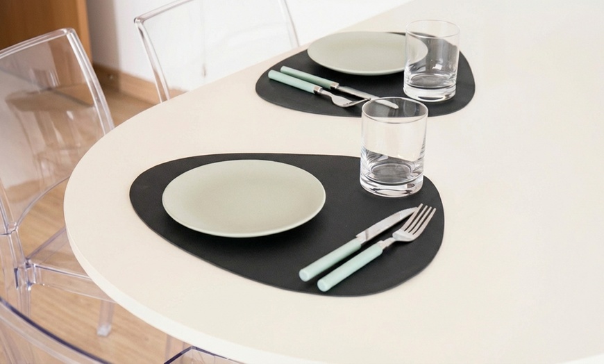 Image 14: Set di 4 tovagliette americane in similpelle