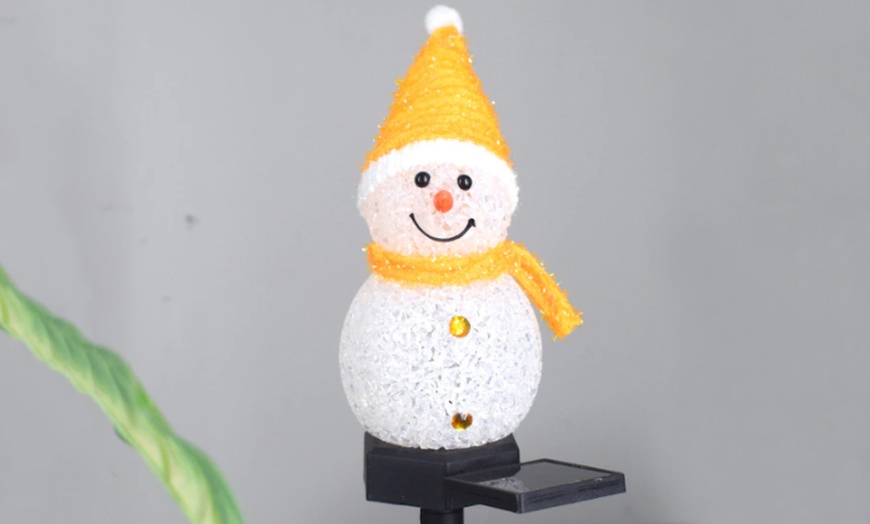 Image 10: Snowman Solar Light