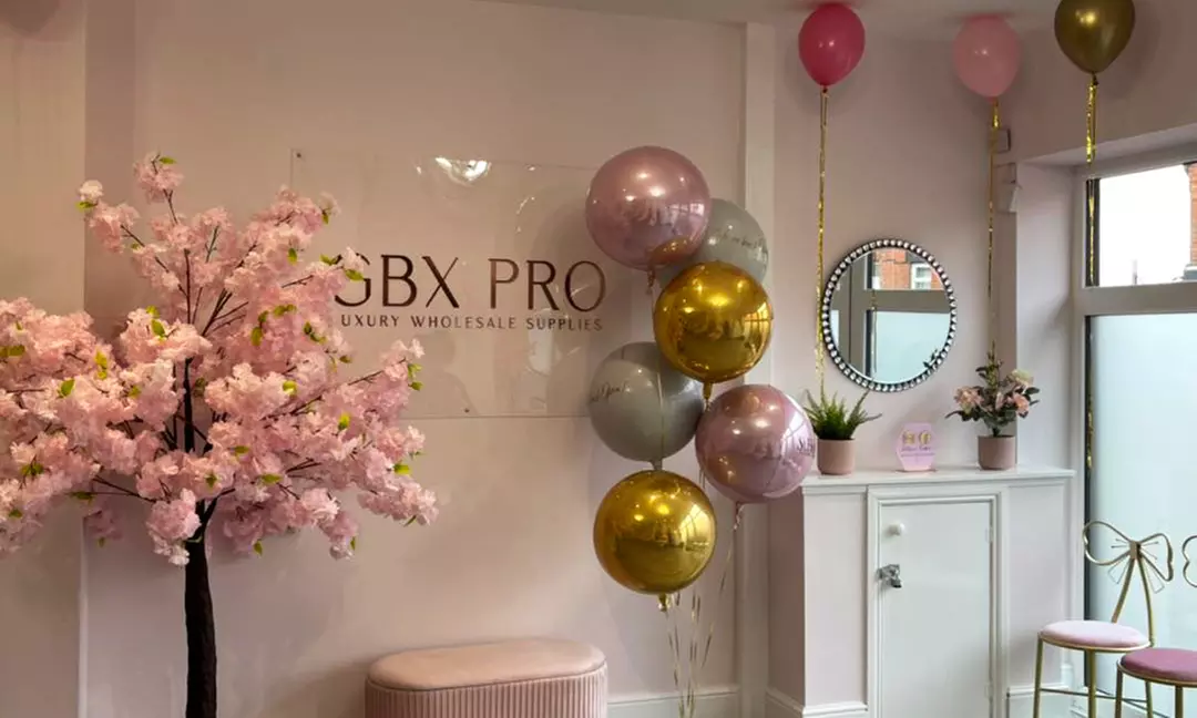 Get 60, 75, or 90 Minute Japanese Head Spa Optional Facial