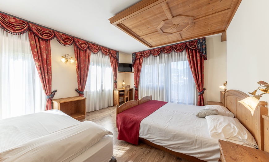 Image 14: Trentino: camera Comfort per 2 con colazione o mezza pensione