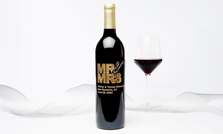 Image 5: Personalized Valentine's Day Wine | Hand-Etched Custom Gift Bottle