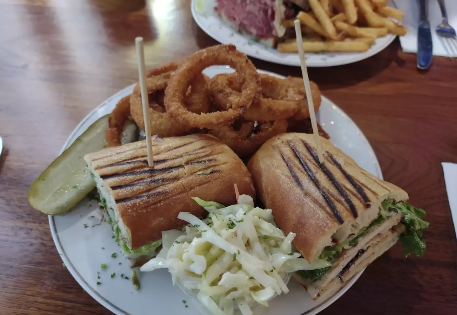 Get a $50 or $100 Dining Credit