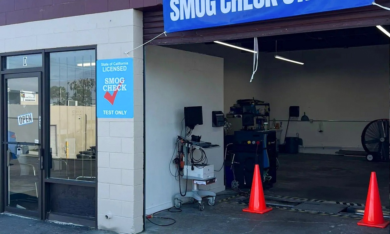 Smog Certified Test for Sedans or SUVs (2000s & Up or Diesel Vehicles)