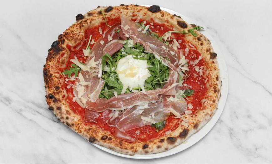 Image 2: £50 or £75 to Spend on Food & Drink at Amore & Limoncello