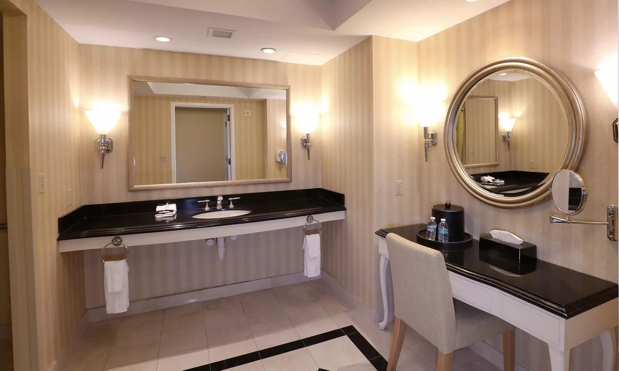 Resort Hotel in Atlantic City With Casino, Dining & Oceanfront Fun  