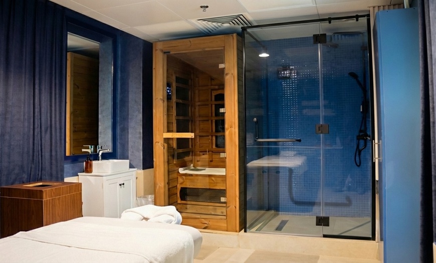 Image 5: 60 or 90 Minute Spa, Aromatherapy, Relaxation & Hot Stone Treatments