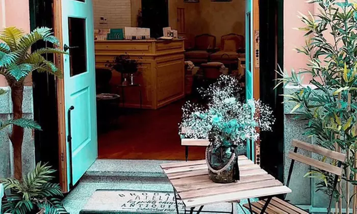 Ritual de head spa japonés con lifting facial, reflexología y más