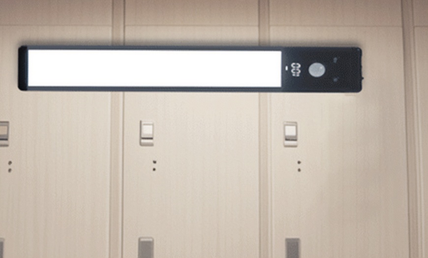 Image 3: LED Motion Sensor Under Cabinet Light