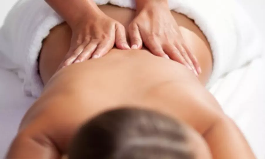 Luksusowe rytuały spa z masażem ciała i twarzy oraz maską i więcej w Kalina Beauty and Massage (do -25%) - Primary Image