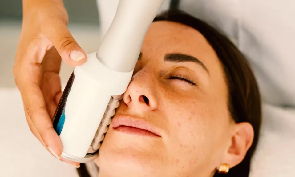 1 o 2 sesiones de tratamiento facial Endospheres®