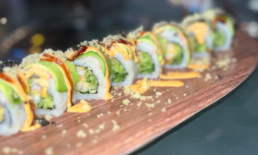 Image 6: 32, 24 or 40 Pieces Sushi (Tempura, California, Dynamite and More) 