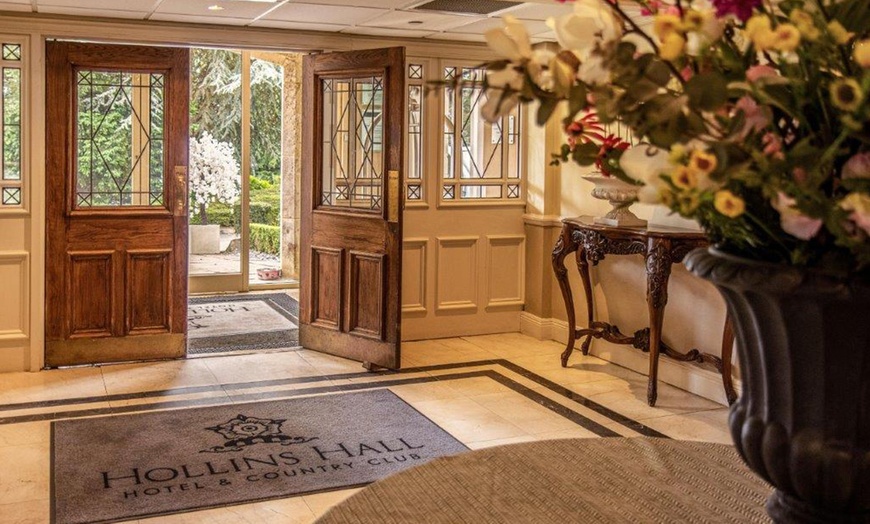 Image 16: West Yorkshire: 4* Standard Double or Twin Room with Breakfast & Wi-Fi