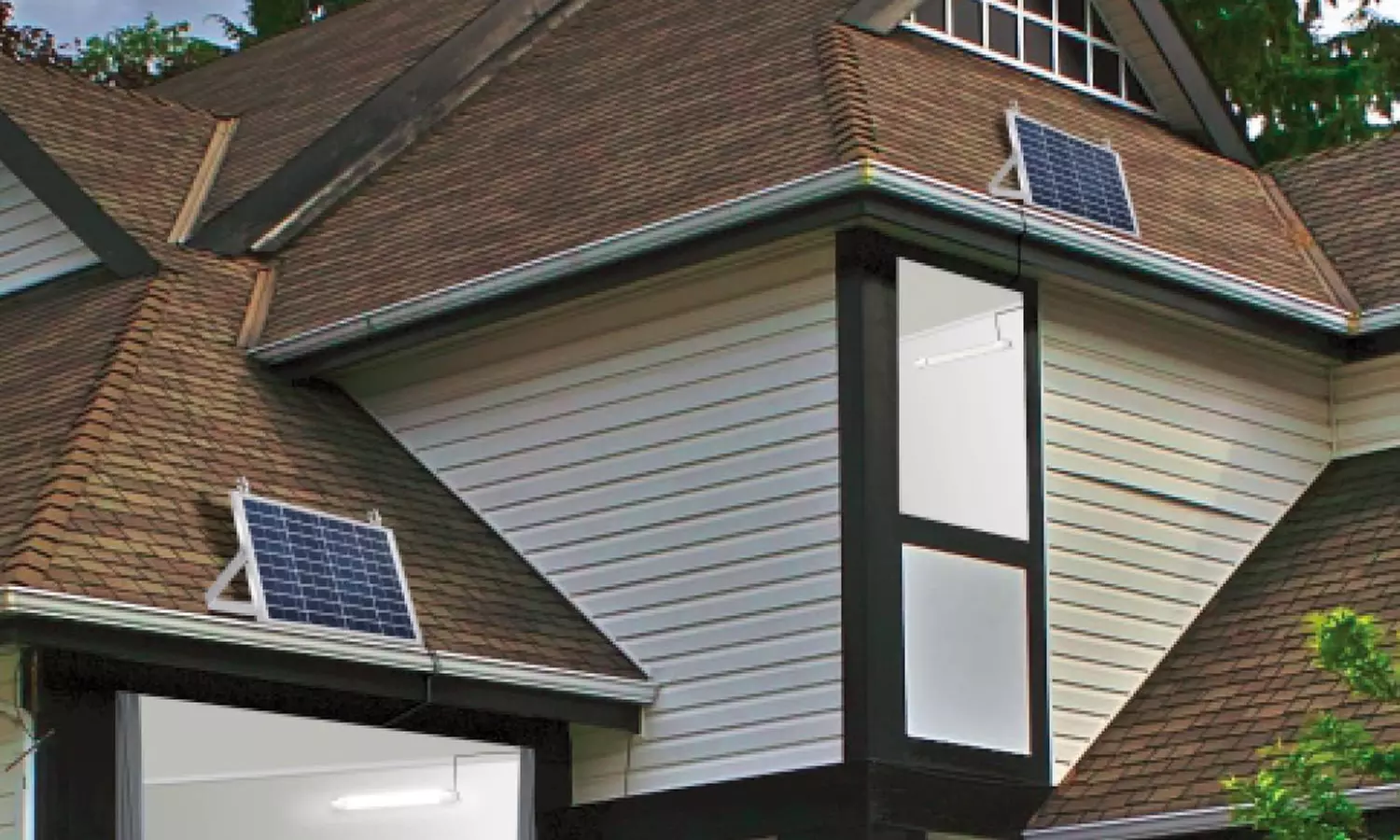 Lampione solare, faretto a LED e kit pannello solare con luce