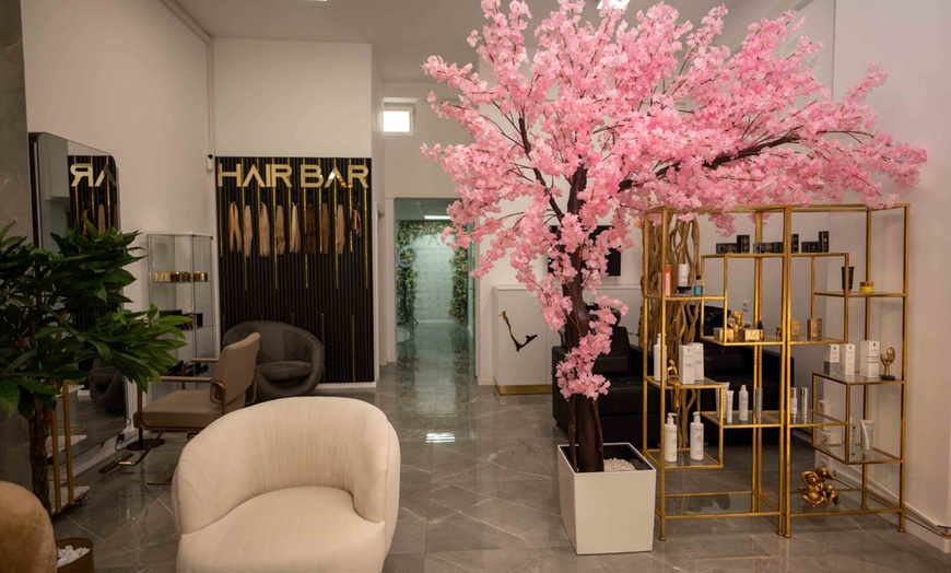 Image 1: Permanent Make-up inkl. Nachbehandlung für Lippen / Brauen für 1 Pers.