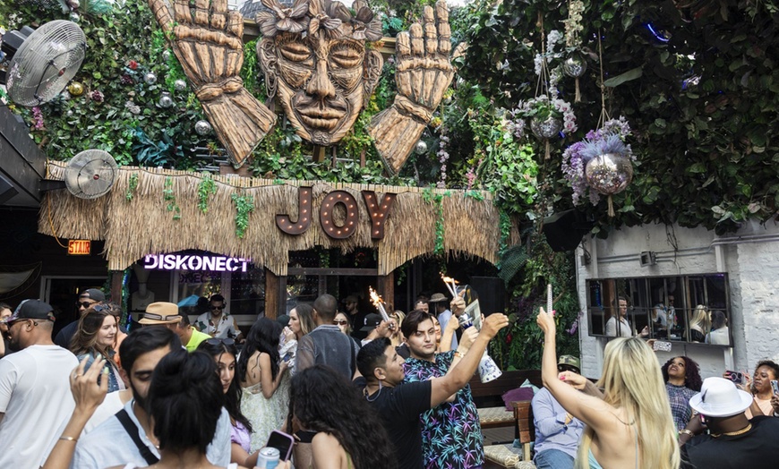 Image 3: Top Shelf Tasting Festival: Craft Tequilas & Whiskeys with Live DJ