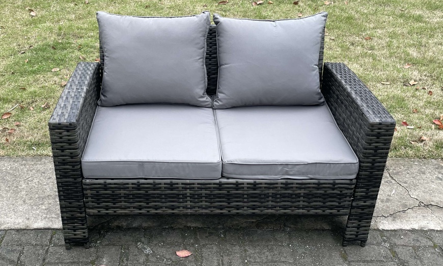 Image 4: 6-Seater Rattan-Effect Sofa Set with Gas Firepit Dining Table 