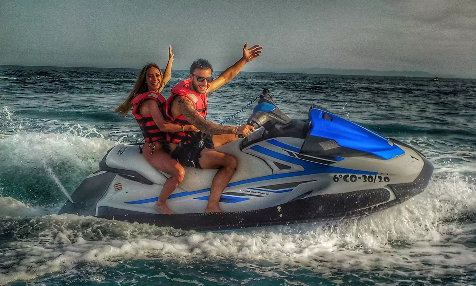 Alquiler de moto de agua para 1 o 2 con duración a elegir