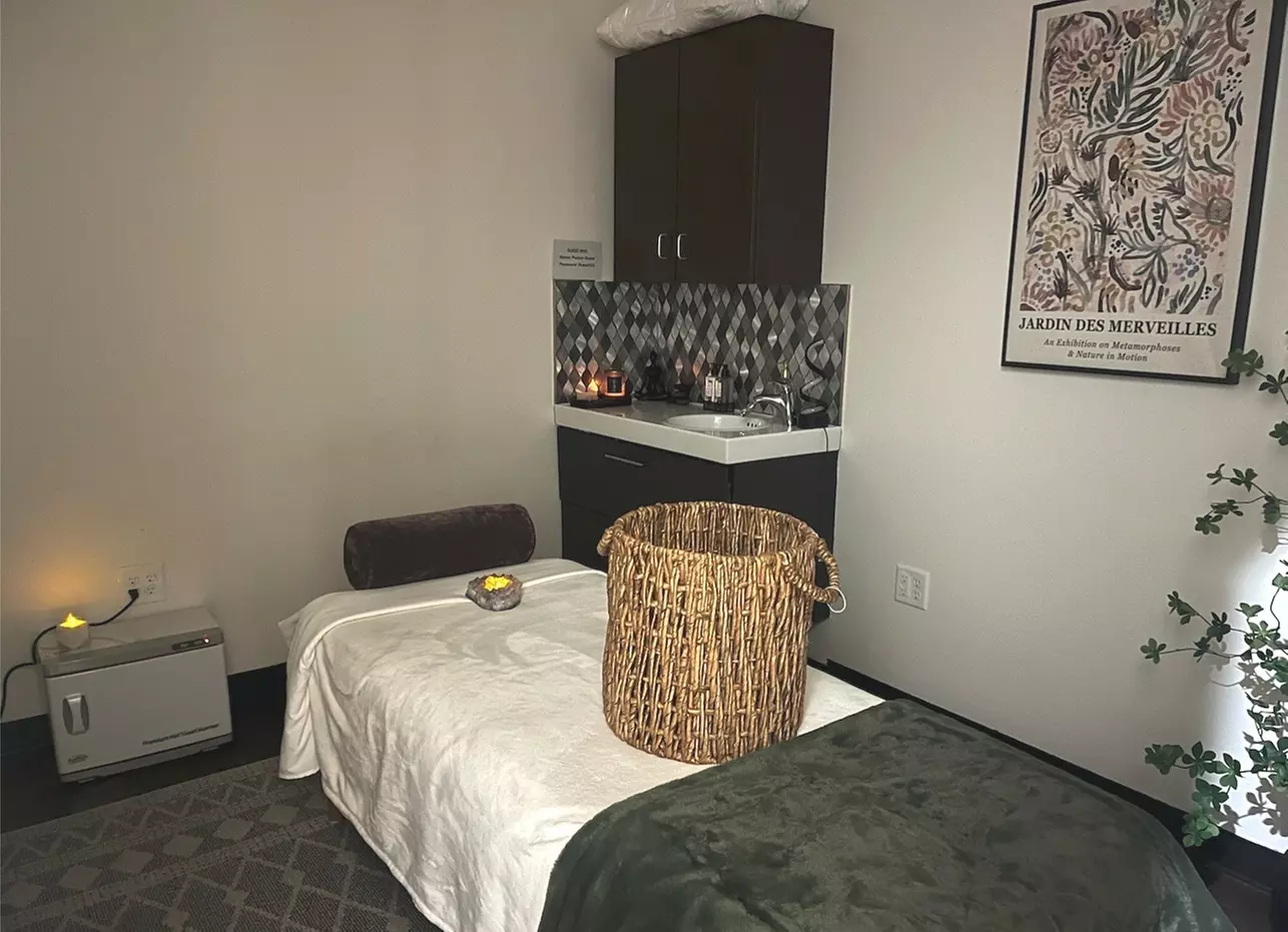 Up to 41% Off on Swedish Massage at Therapeutic Experience