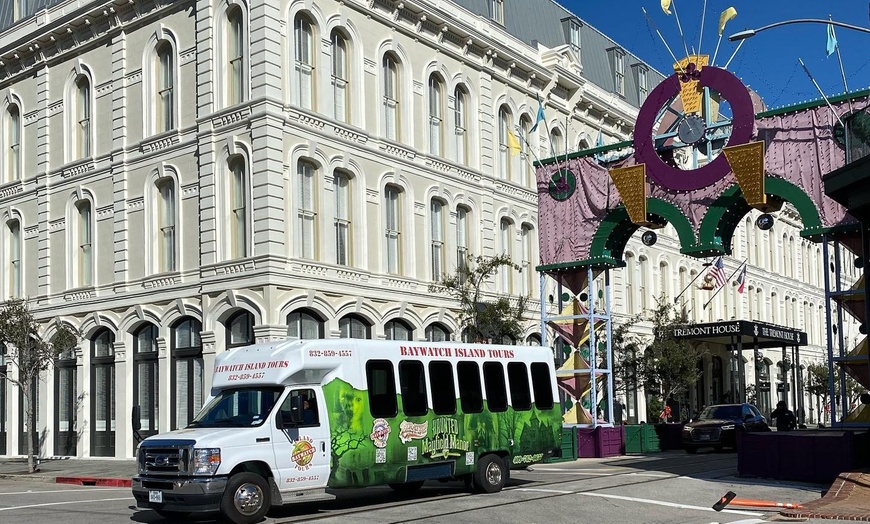 Image 2: 45-Minute Historic Galveston Island Bus Tour 
