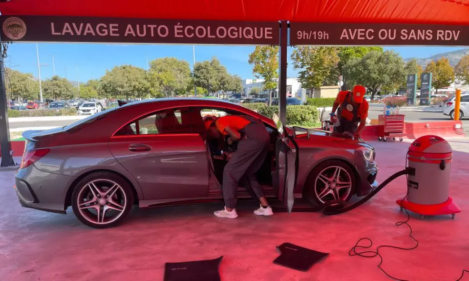 Lavage intérieur ou extérieur au choix avec Auto Clean FM