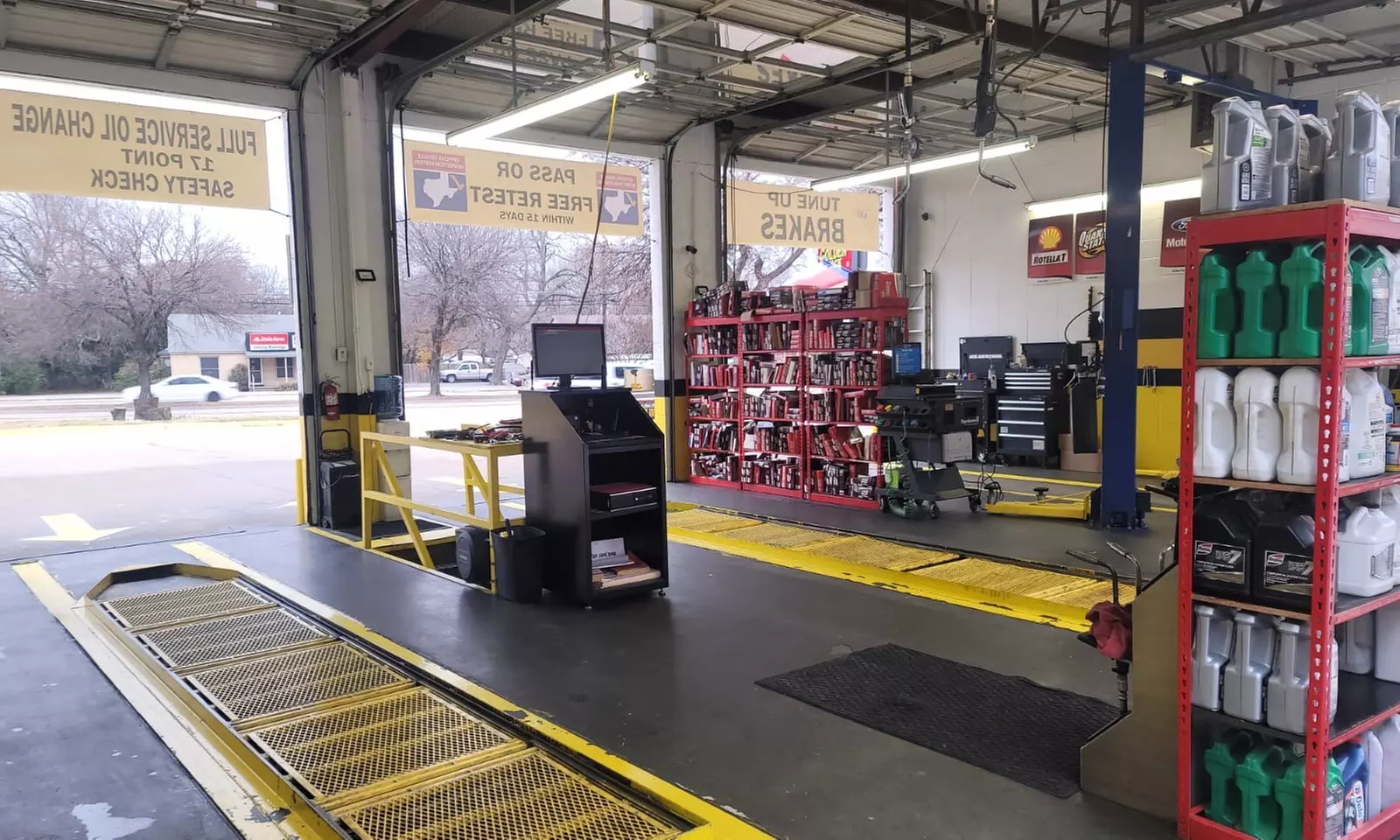 Semi / Full Synthetic Oil Change & 29-Point Safety Inspection-5 quarts