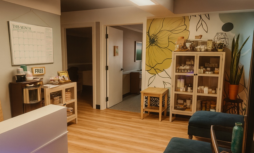 Image 5: 60 or 90-Minute Lymphatic Drainage Massage with Optional Essential Oil