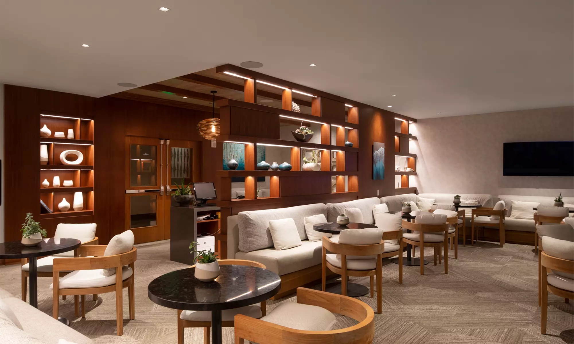 Stay at Waikiki Beach Upscale Alohilani Hotel