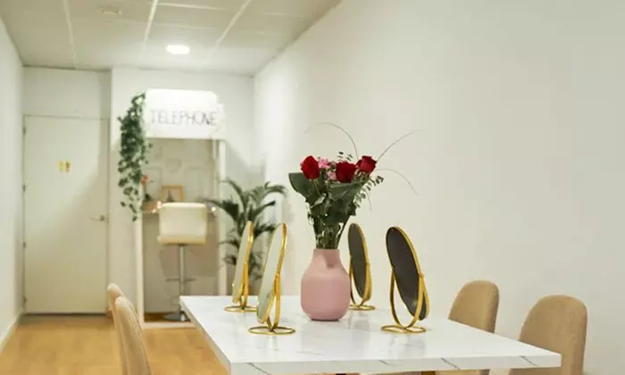 Ritual capilar japonés head spa con aromaterapia, masajes y bebida