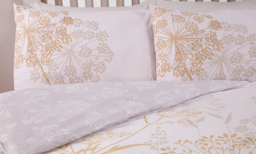 Image 15: Pieridae Country Meadow Duvet Set