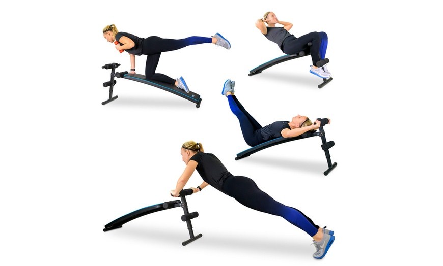 Image 8: Equipements de fitness Sparraw : machine squats, banc, vélo, rameur