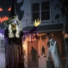 Image 31: Outsunny Voice Activated Halloween Animatronics Witch