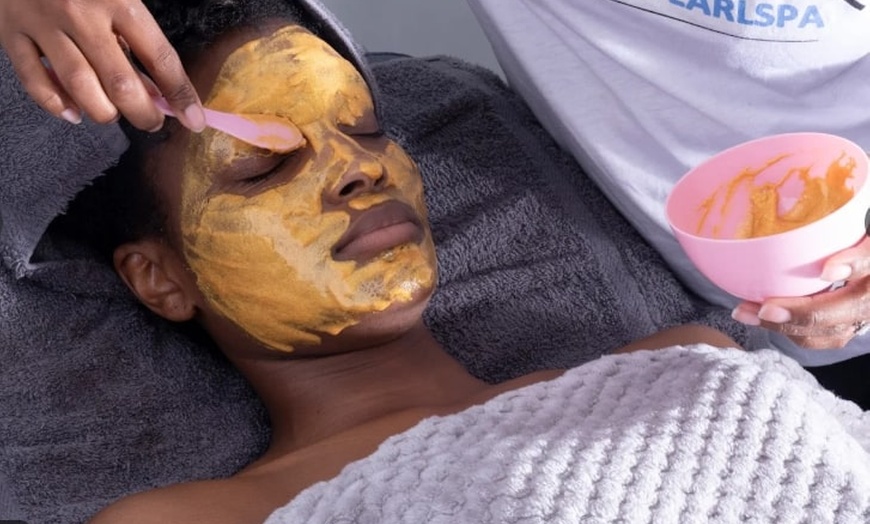 Image 5: 60 Min Pumpkin Facial w/ Upper Body Massage, Customized Facial & More