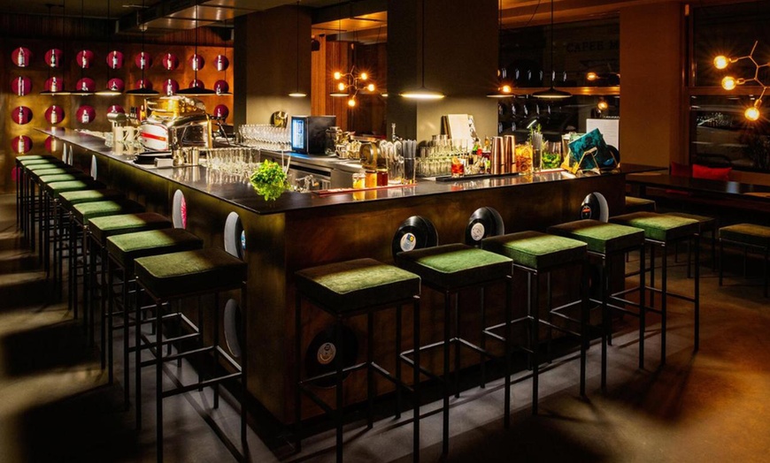 Image 12: München: 2 oder 3 Nächte mit Frühstück & Late Check-out