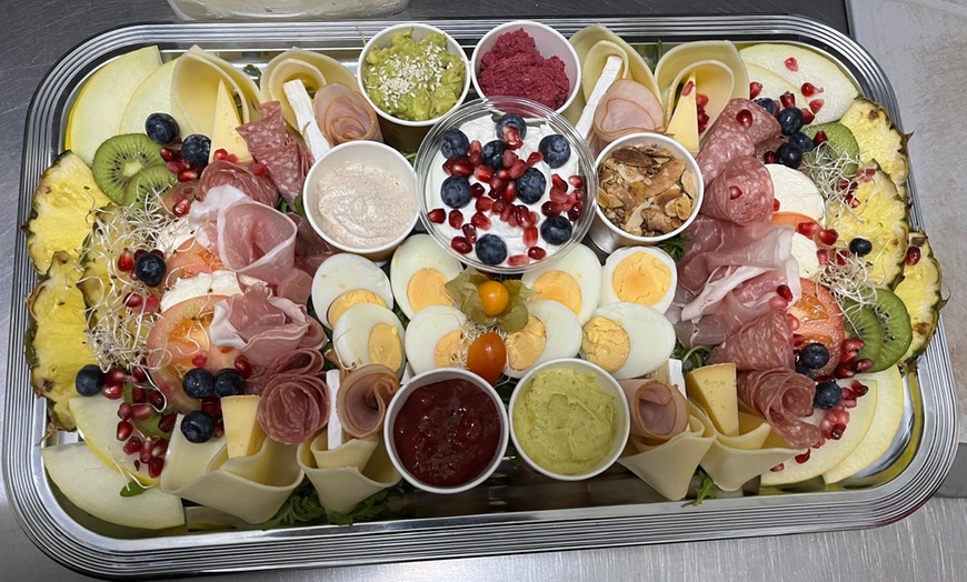 Image 5: Vielfalt auf dem Teller: Frühstück nach Wahl für 1, 2 oder 4 Personen