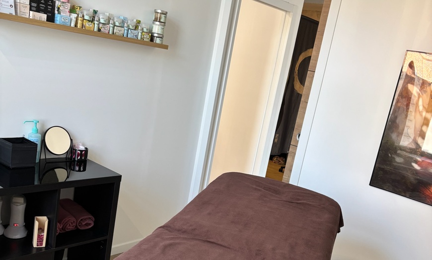 Image 3: Massage relaxant et gommage en option chez Beauté & Bien-Être Institut