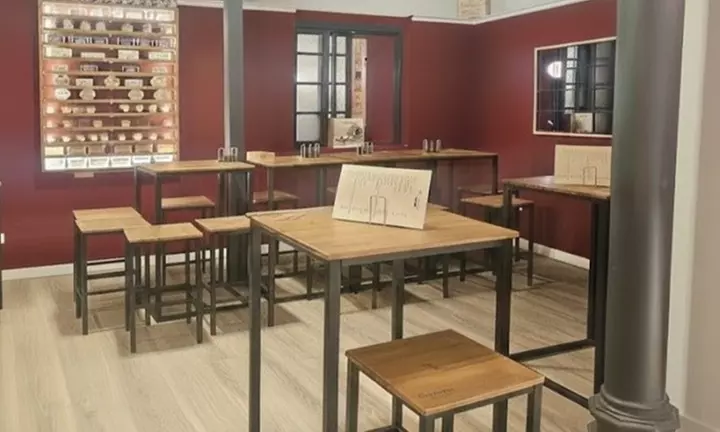 Cata de 4 vinos con maridaje de tapas para 1, 2 o 4 personas