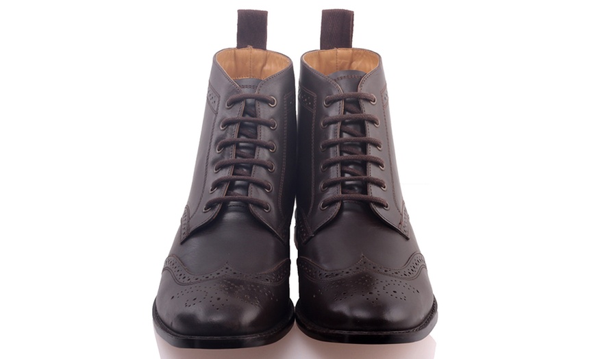 Image 13: Men's Brogue Boots