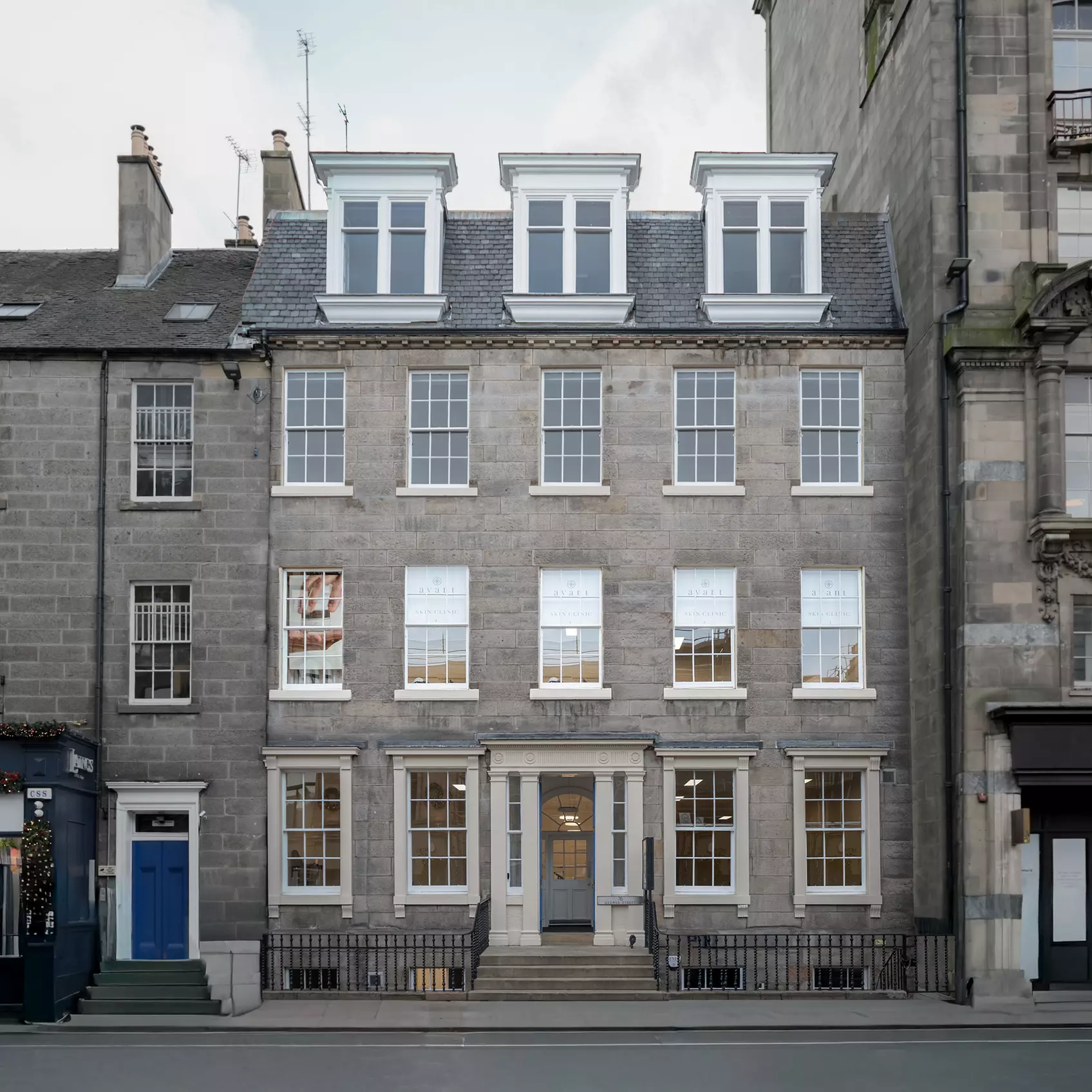 Tightening & Age-Defying Facial - 30 or 60 Minute Treatment