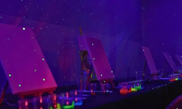 Up to 55% Off on Immersive Starry Night Paint Experience