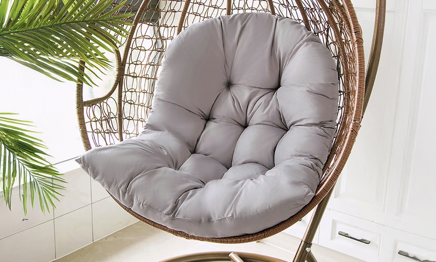 Image 4: Thick Padded Polyester Egg Chair Cushion