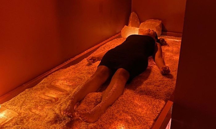 Relax with a Holiday Special: One Month Salty Lounge Membership Up to 30% Off  at Pink Lounge