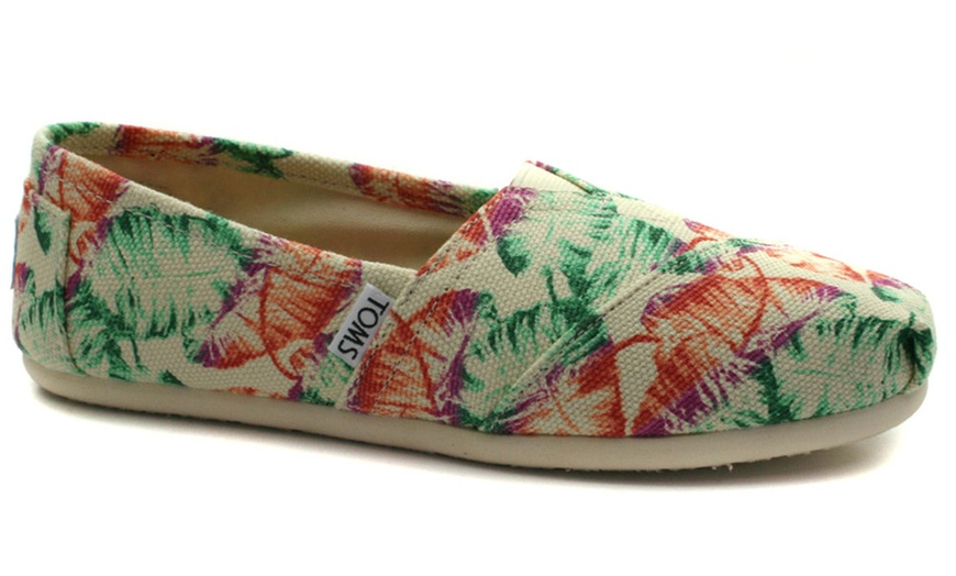 Image 8: Women's TOMS Espadrilles