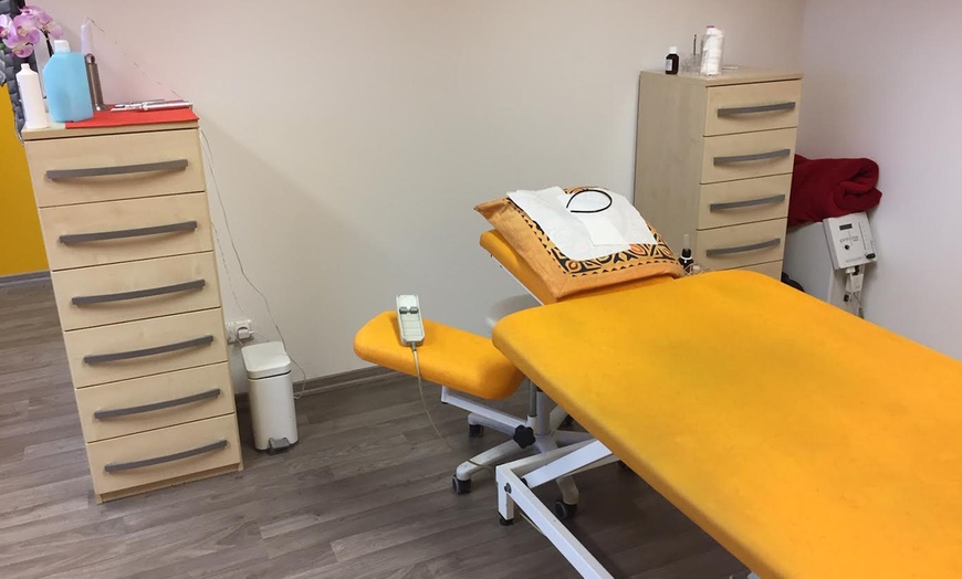 Image 2: 1 oder 2x 60 Min. Diamant-Mikrodermabrasion mit Hyaluron-Einschleusung